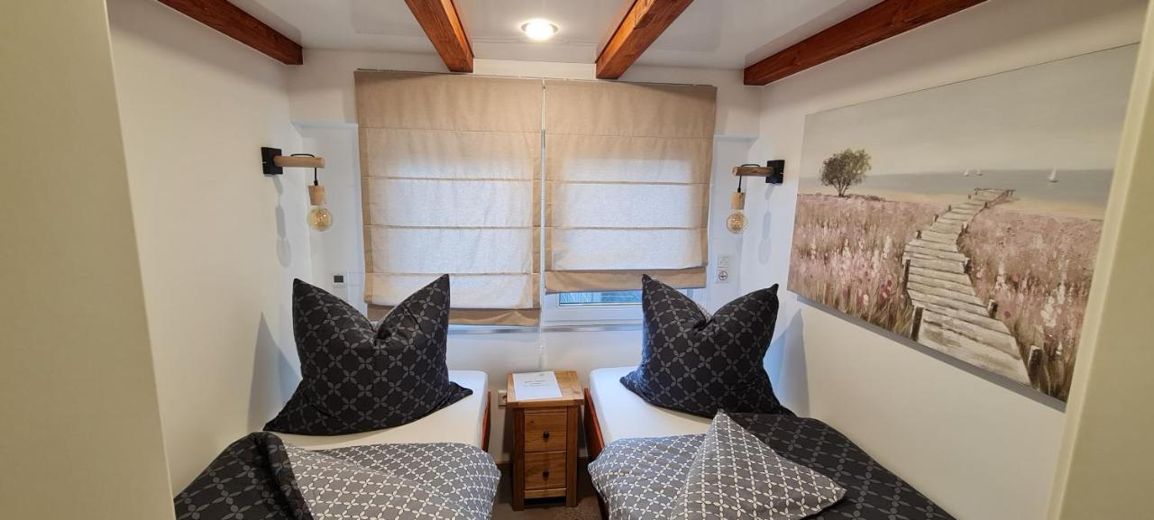 Ferienhaus Am See Hungen Luaran gambar