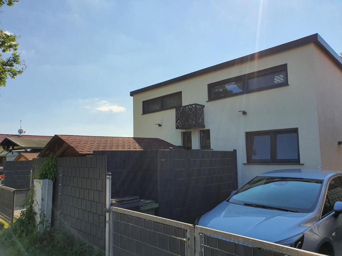 Ferienhaus Am See Hungen Luaran gambar