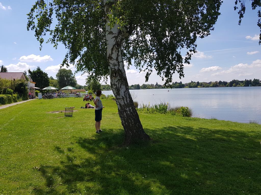 Ferienhaus Am See Hungen Luaran gambar