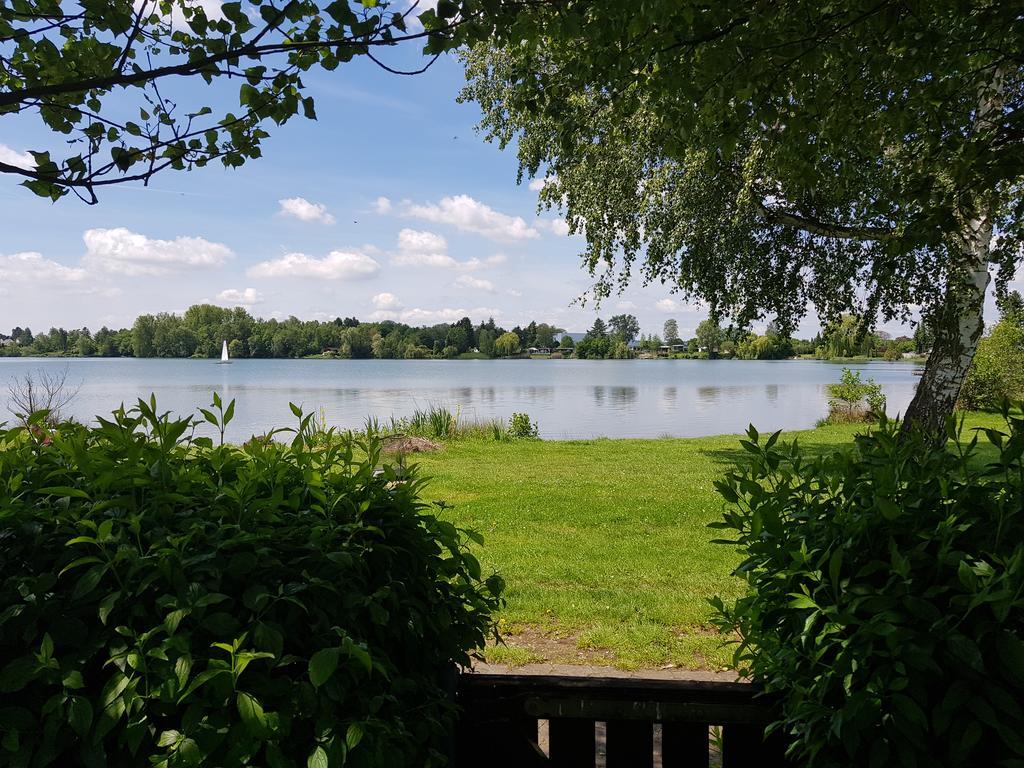 Ferienhaus Am See Hungen Luaran gambar